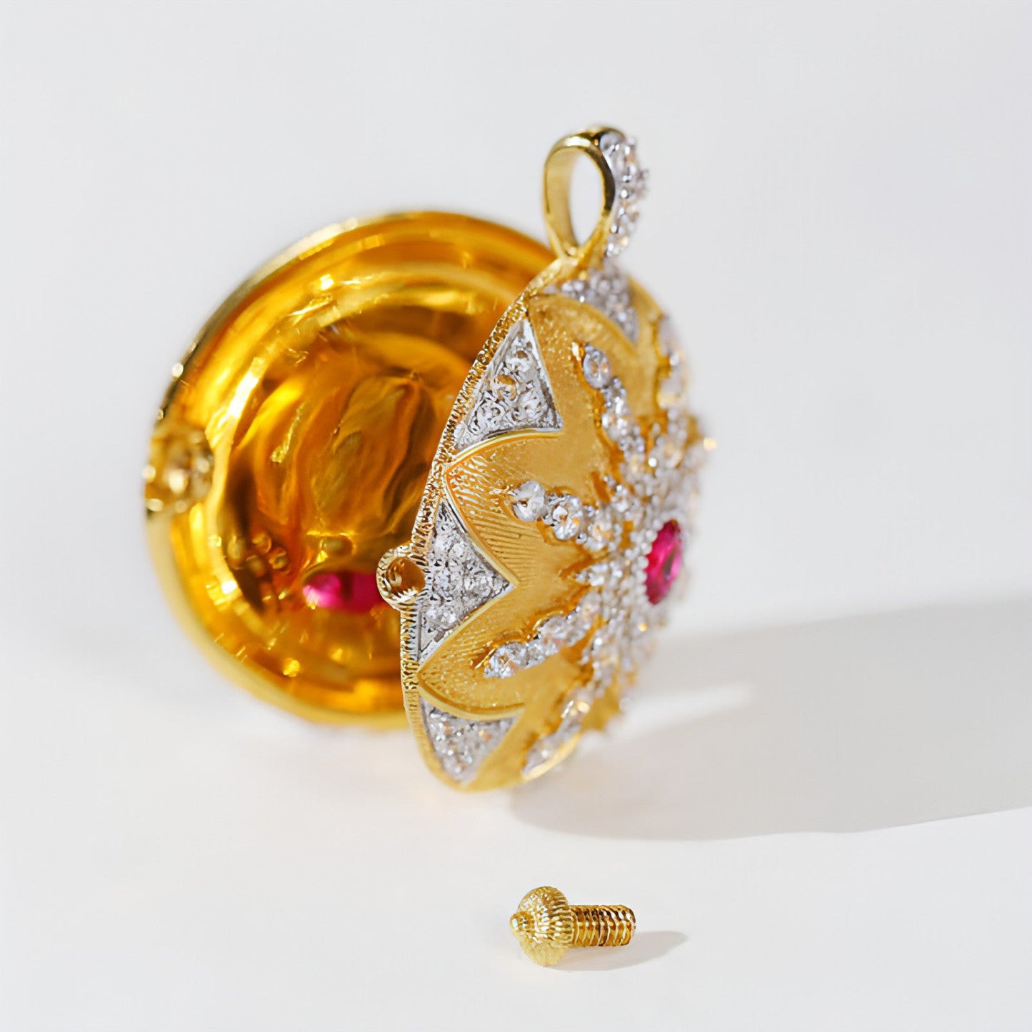 European American And Italian Craftsmanship Necklace Retro Palace